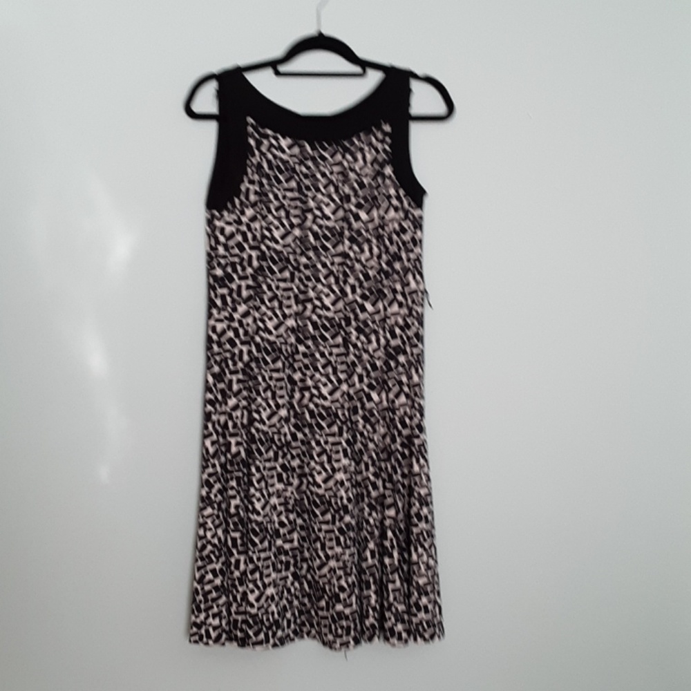 2 for $18 Bundle.Brand new beautiful women's dress